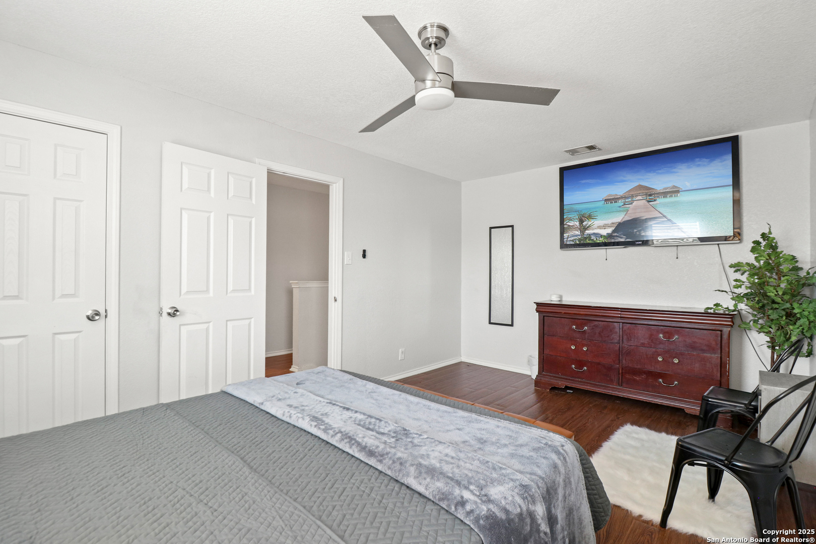 7451 Circle Farm San Antonio TX 78239