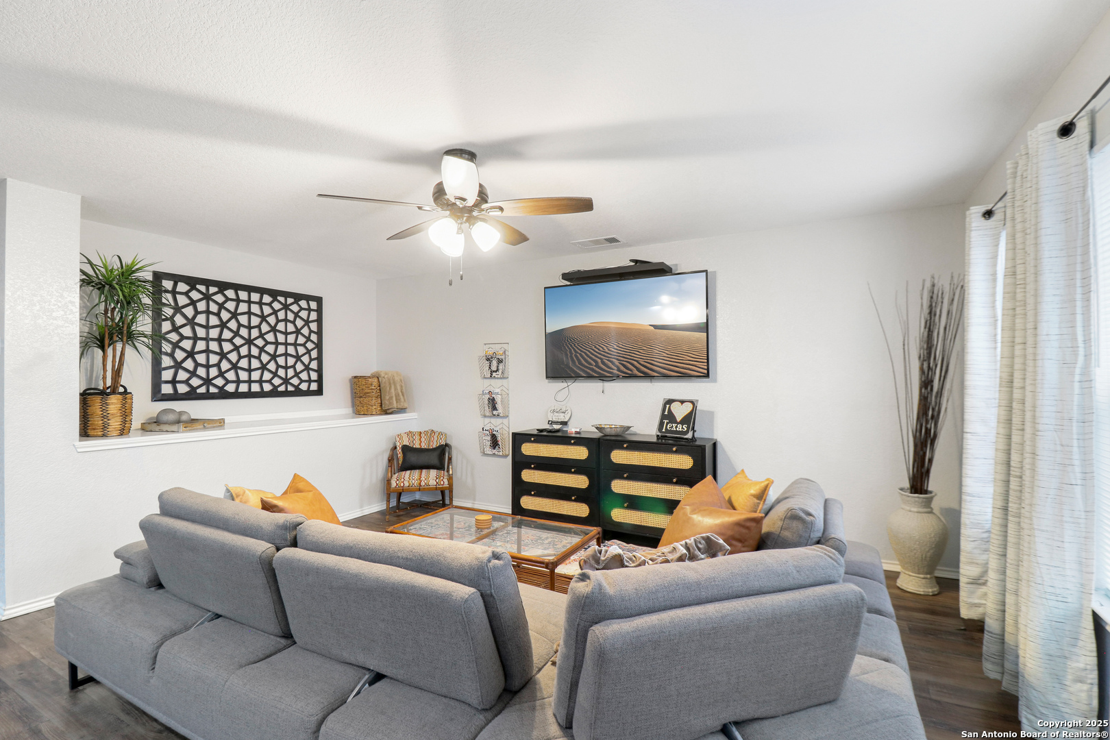 7451 Circle Farm San Antonio TX 78239