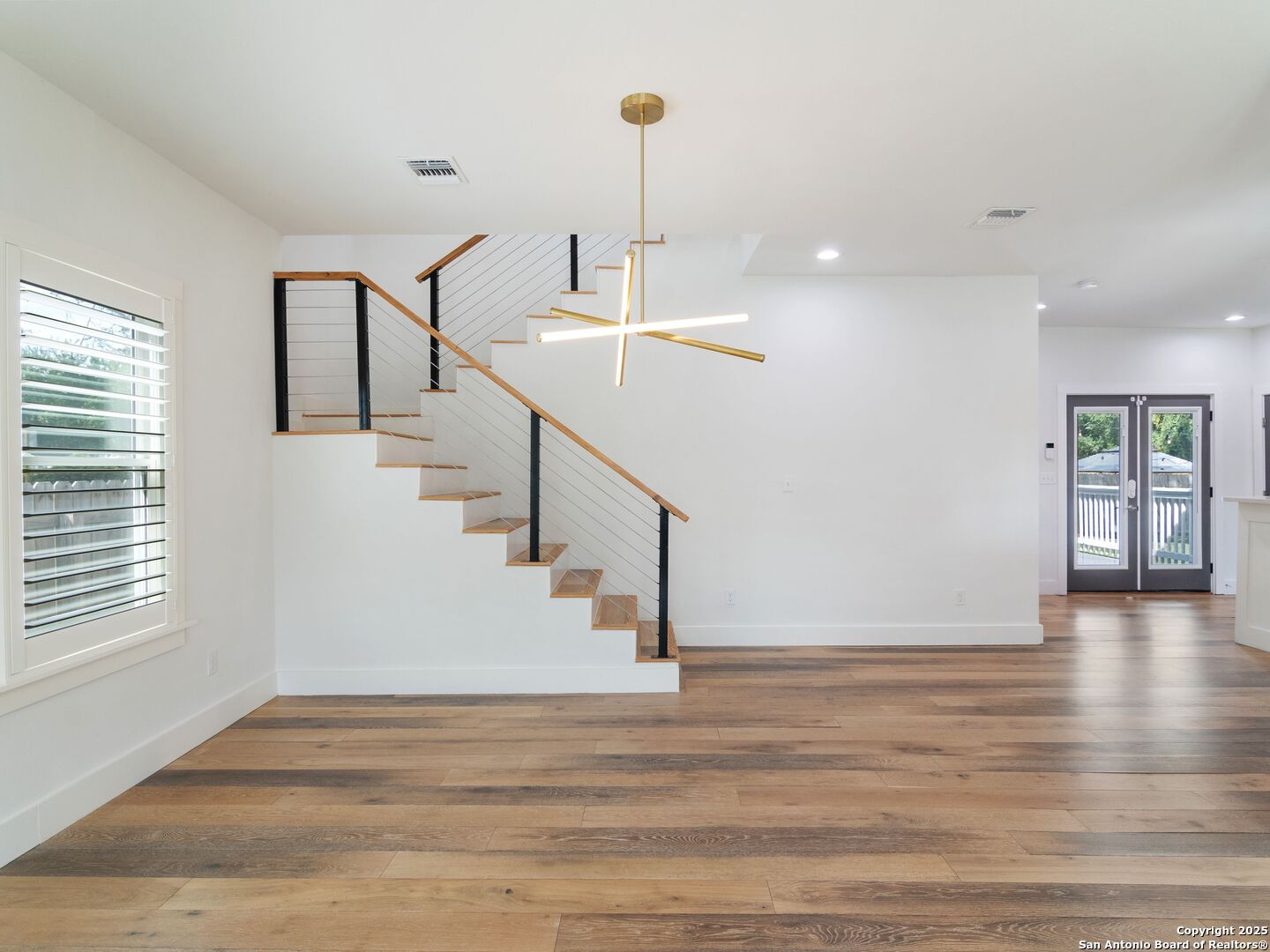 737 E Magnolia Avenue San Antonio TX 78212