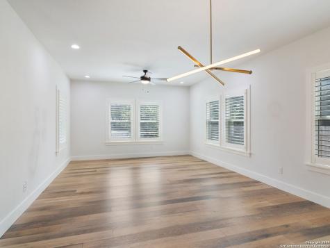 737 E Magnolia Avenue San Antonio TX 78212