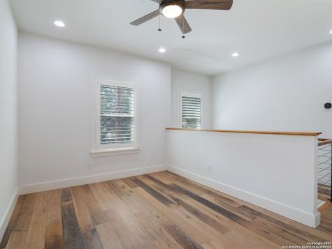 737 E Magnolia Avenue San Antonio TX 78212