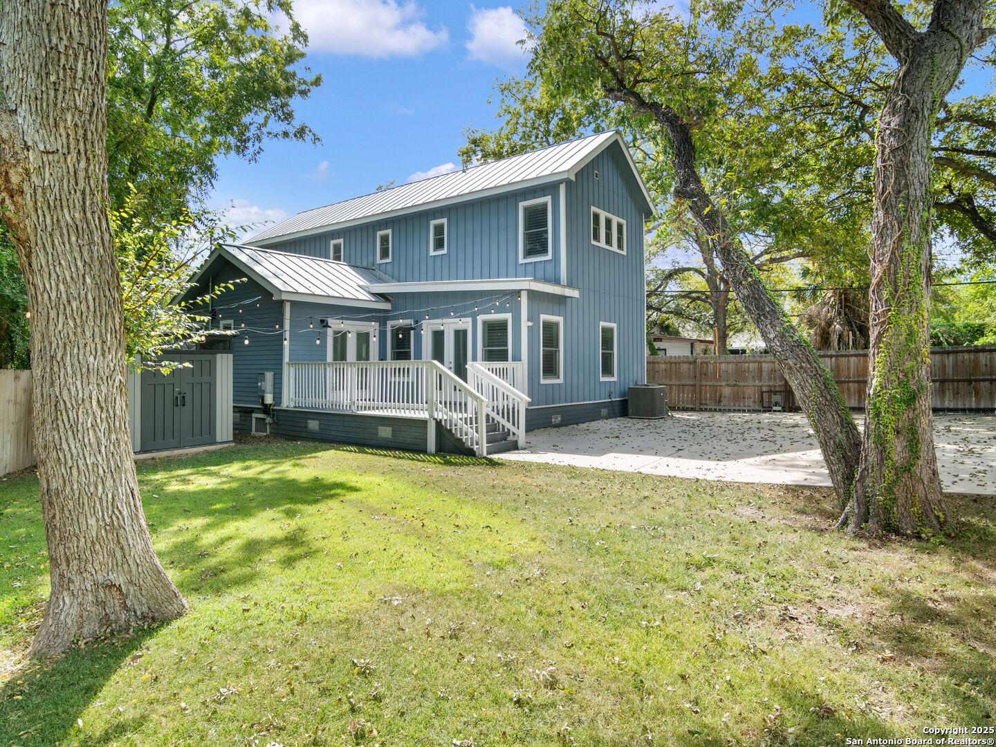 737 E Magnolia Avenue San Antonio TX 78212