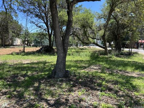 301 Greenwood Street Canyon Lake TX 78133