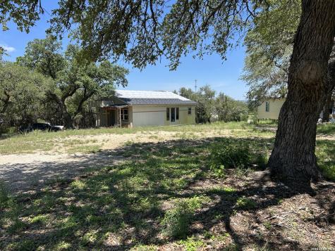 301 Greenwood Street Canyon Lake TX 78133