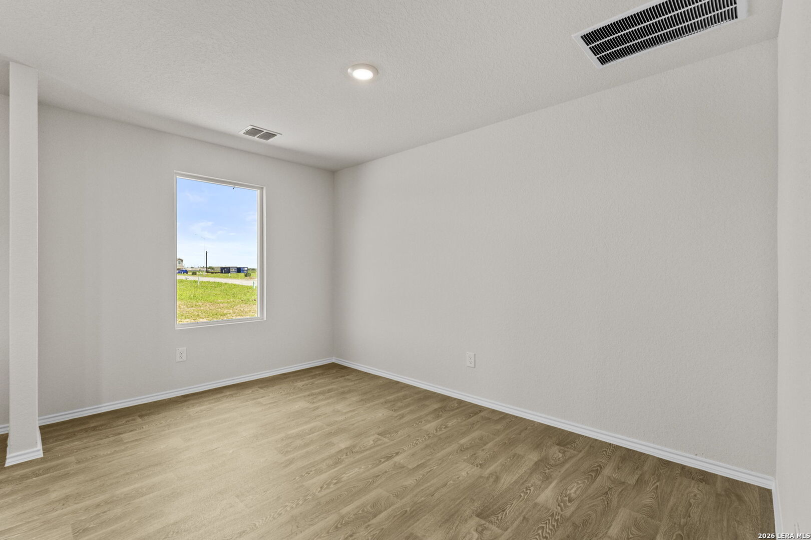 1034 Gladys Run Seguin TX 78155