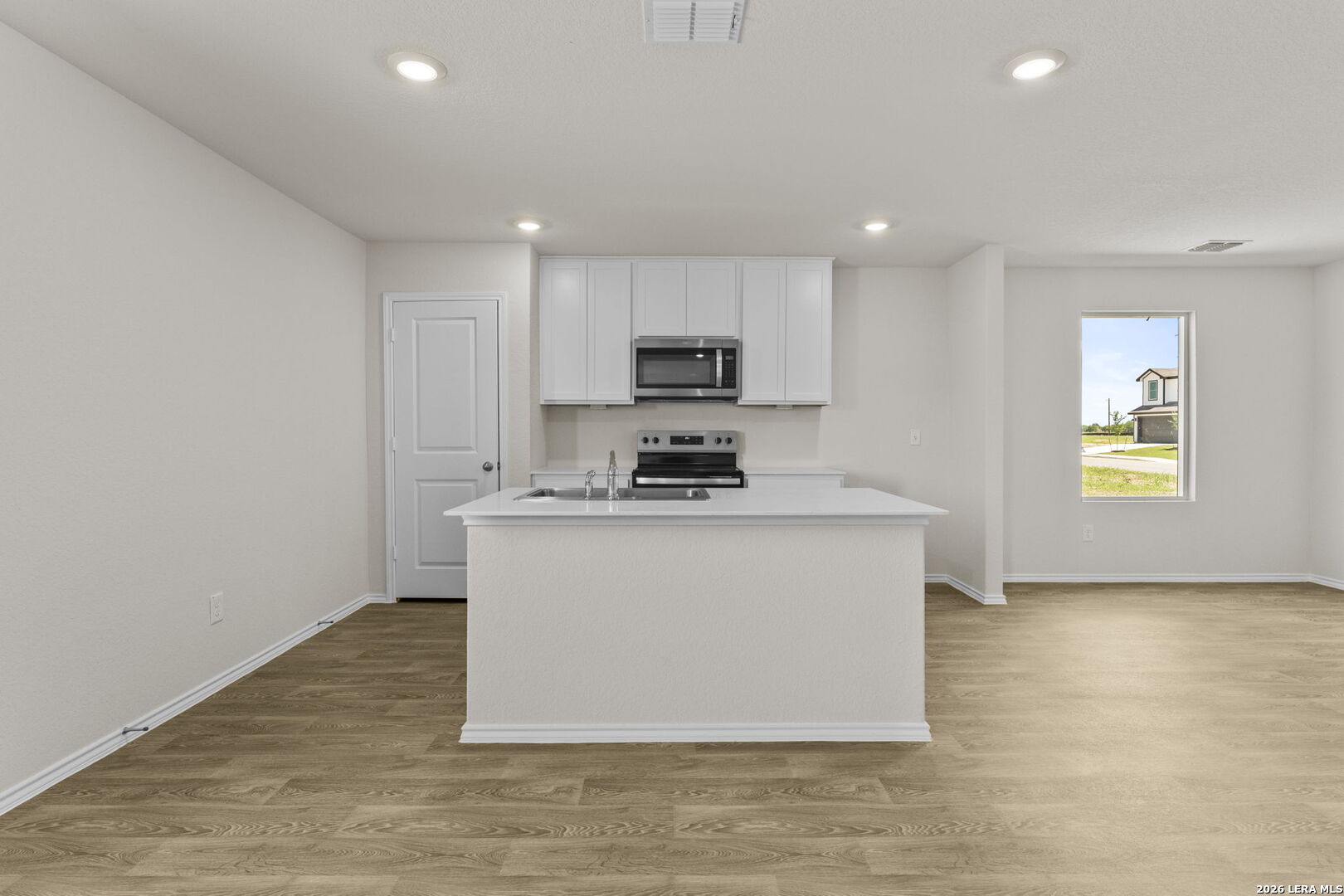 1034 Gladys Run Seguin TX 78155