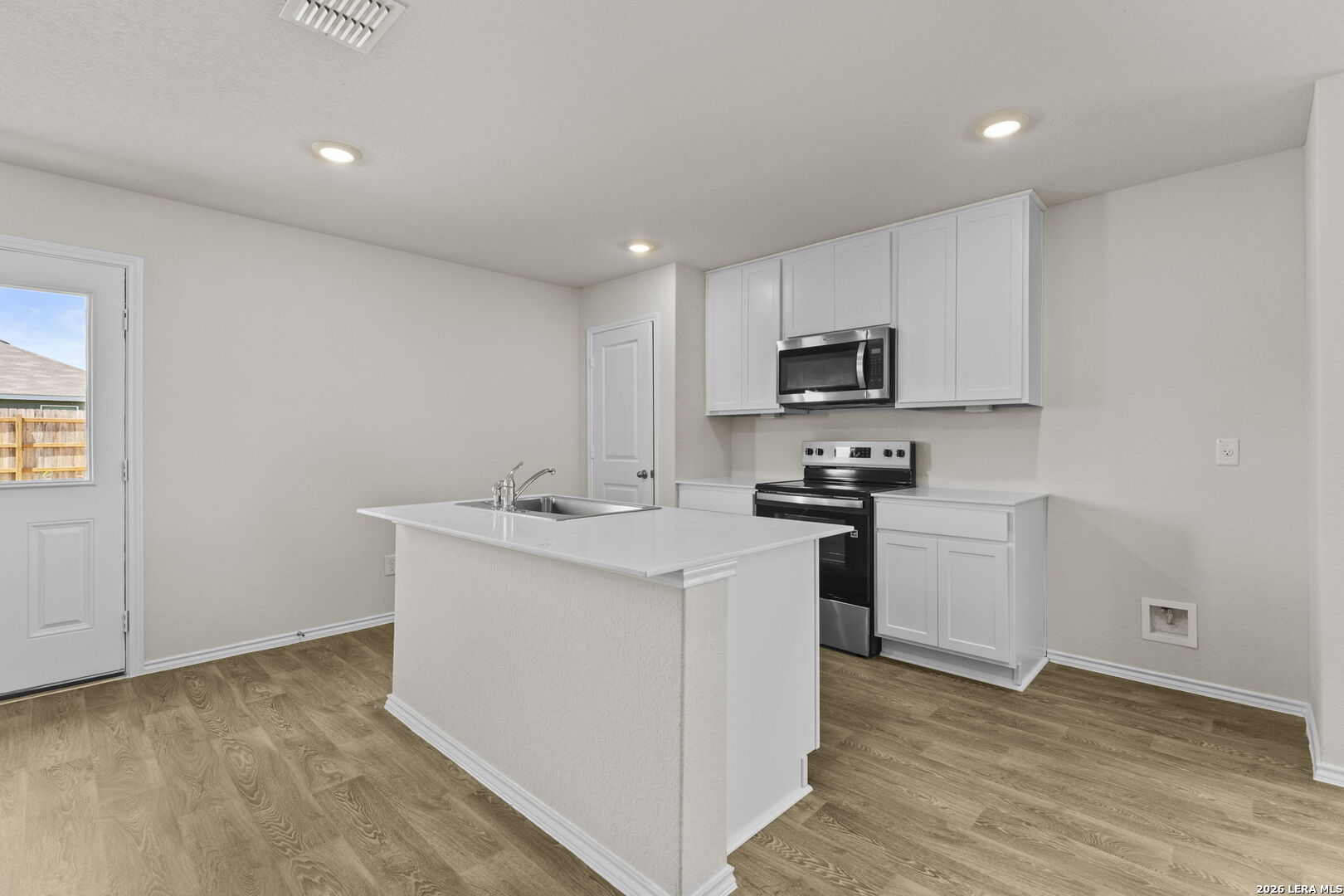1034 Gladys Run Seguin TX 78155