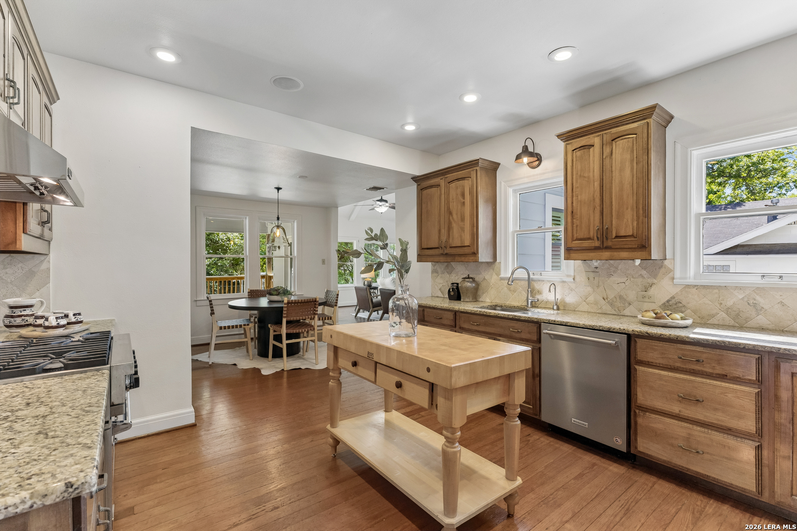 120 Lamont Avenue Alamo Heights TX 78209