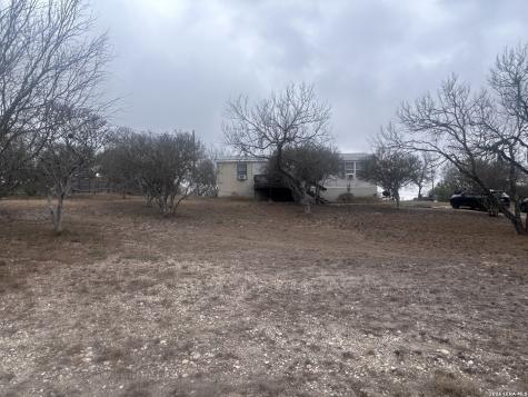 298 County Road 5633 Castroville TX 78009