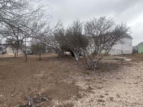 298 County Road 5633 Castroville TX 78009