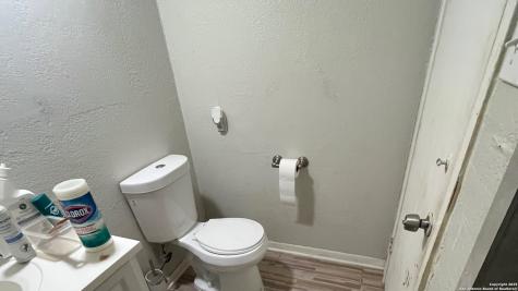 127 Grecian Drive San Antonio TX 78223