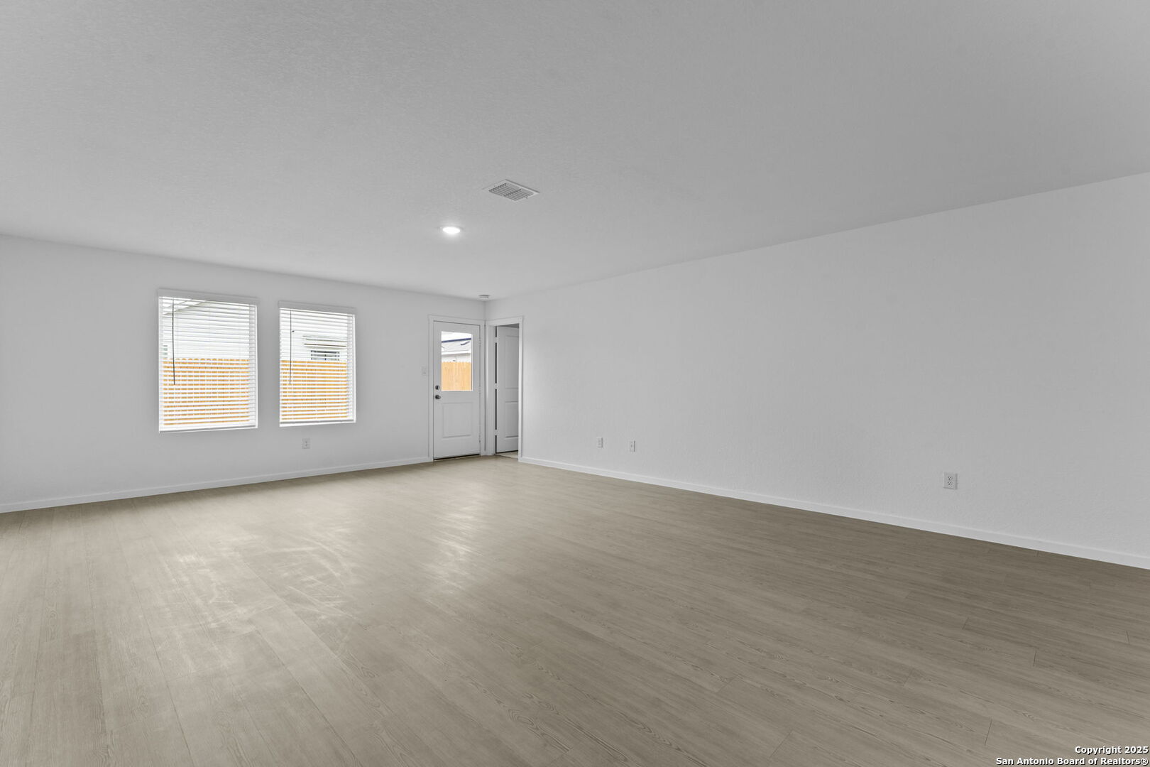 7702 Nessie Trail San Antonio TX 78227