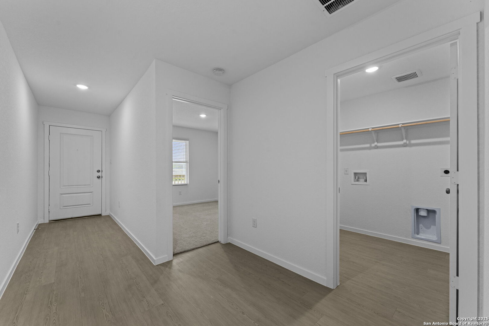 7702 Nessie Trail San Antonio TX 78227