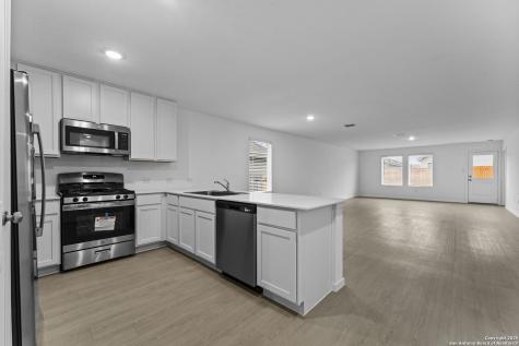 7702 Nessie Trail San Antonio TX 78227