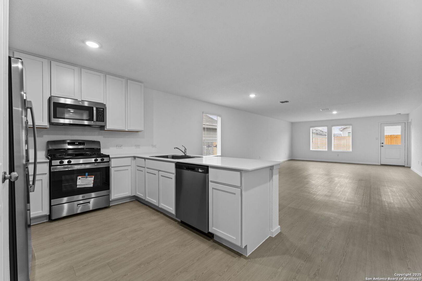7702 Nessie Trail San Antonio TX 78227