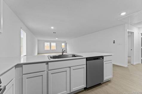 7702 Nessie Trail San Antonio TX 78227