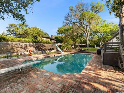 627 E Olmos Drive San Antonio TX 78212