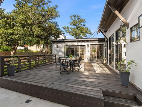 627 E Olmos Drive San Antonio TX 78212