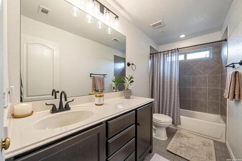 8619 Angelina Parke San Antonio TX 78254