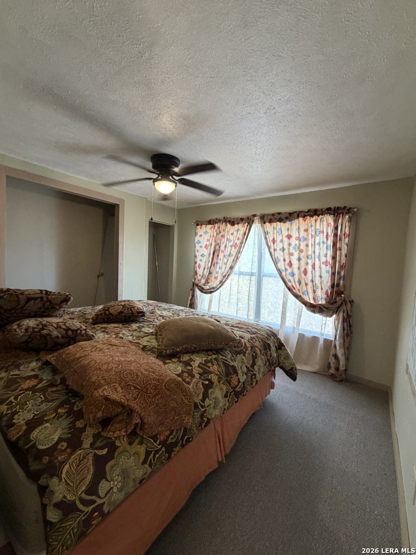 245 E Maverick Street El Indio TX 78860