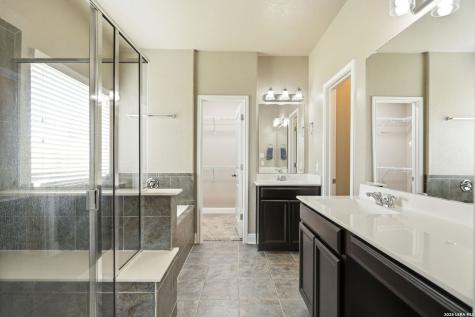 13102 Dakota Valley San Antonio TX 78254