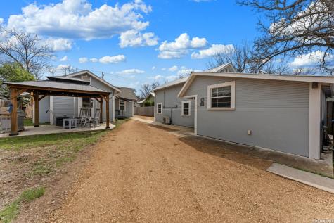 248 N Travis Street Kerrville TX 78028