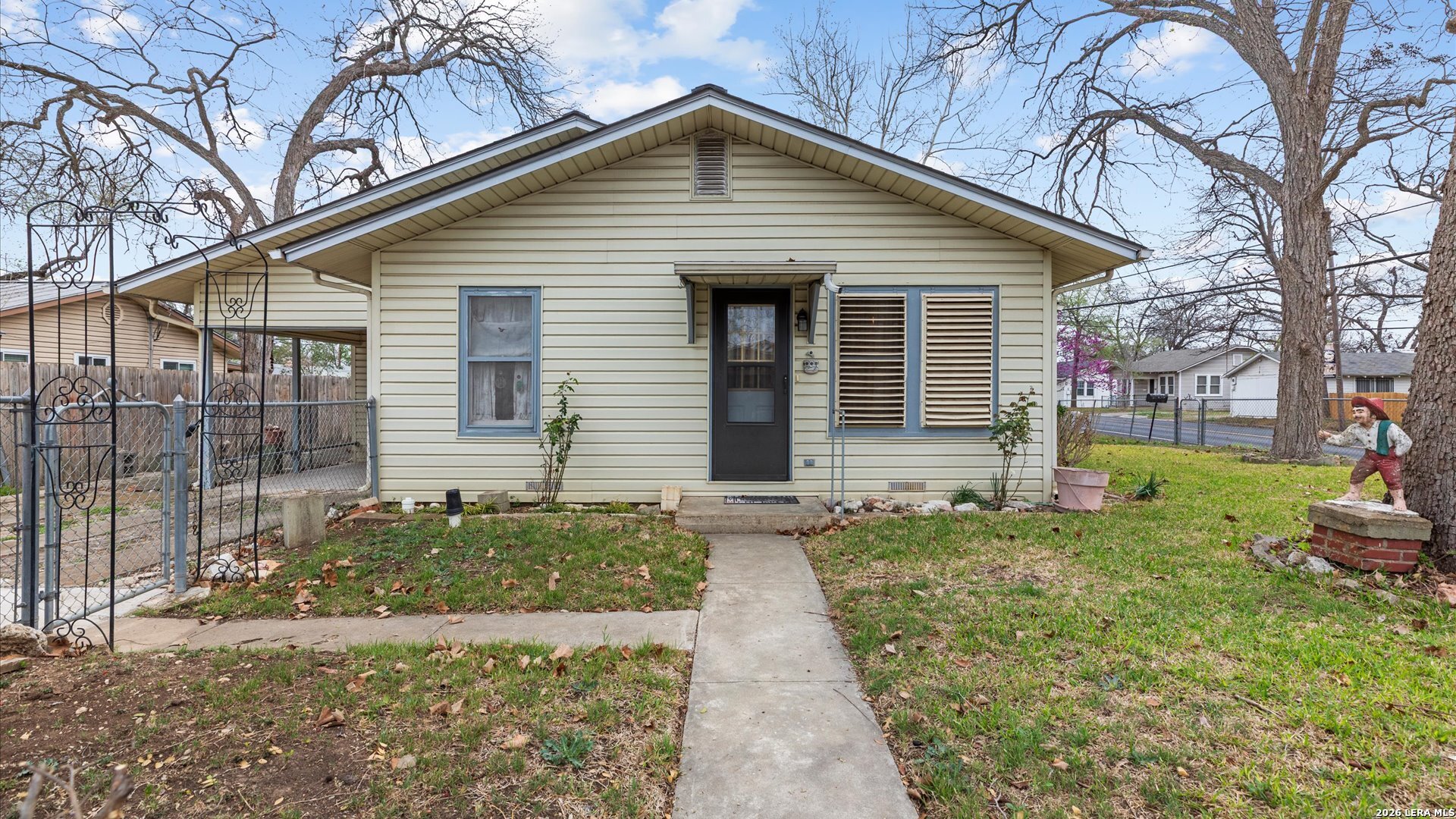 310 Randolph Schertz TX 78154