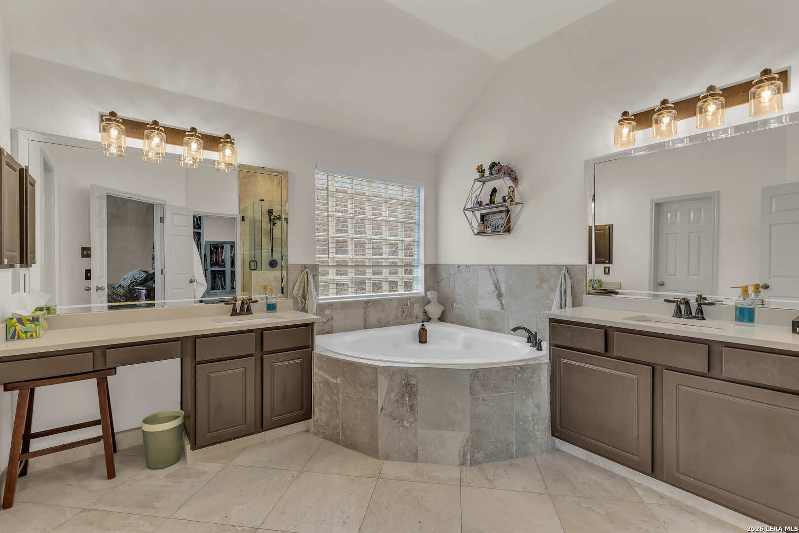 602 Mesa Ridge San Antonio TX 78258