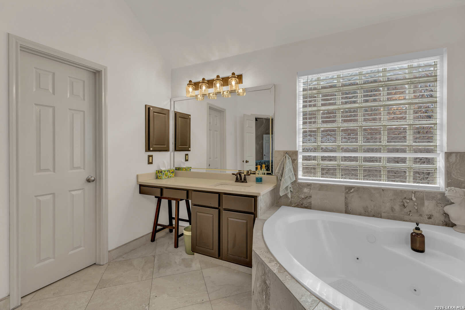 602 Mesa Ridge San Antonio TX 78258