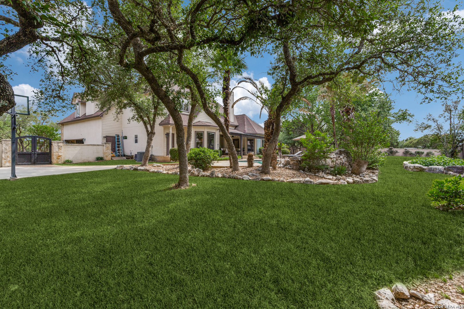 945 Great Tree San Antonio TX 78260