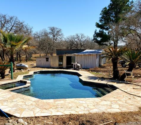 226 Trails End La Vernia TX 78121