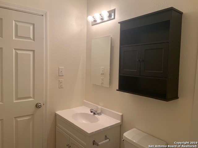 6022 Castle Hunt San Antonio TX 78218