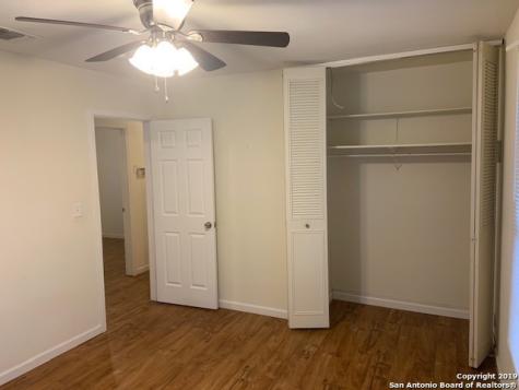6022 Castle Hunt San Antonio TX 78218
