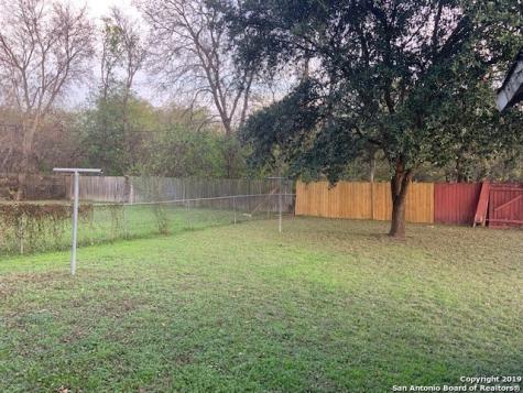 6022 Castle Hunt San Antonio TX 78218