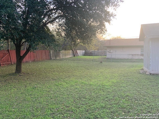 6022 Castle Hunt San Antonio TX 78218