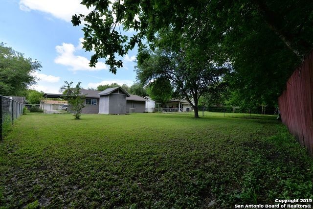 6022 Castle Hunt San Antonio TX 78218