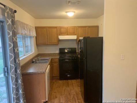 6022 Castle Hunt San Antonio TX 78218