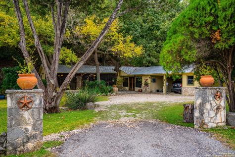 2965 Highway 39 Hunt TX 78024