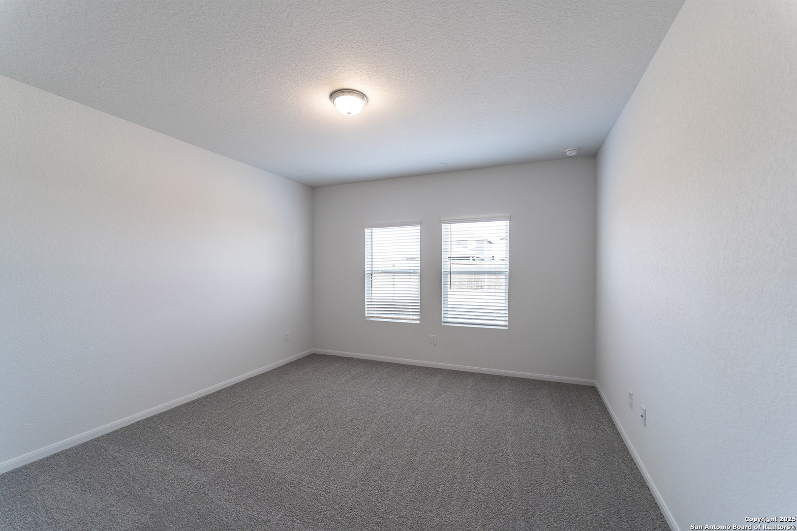 11131 Hudler Avenue Converse TX 78109