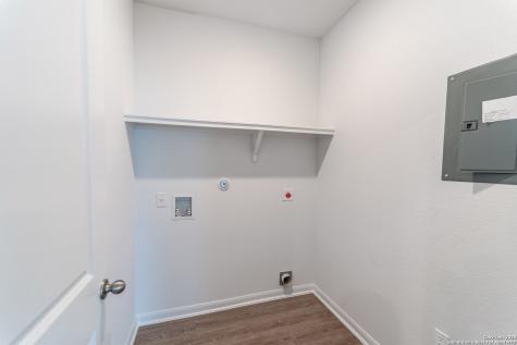 11131 Hudler Avenue Converse TX 78109