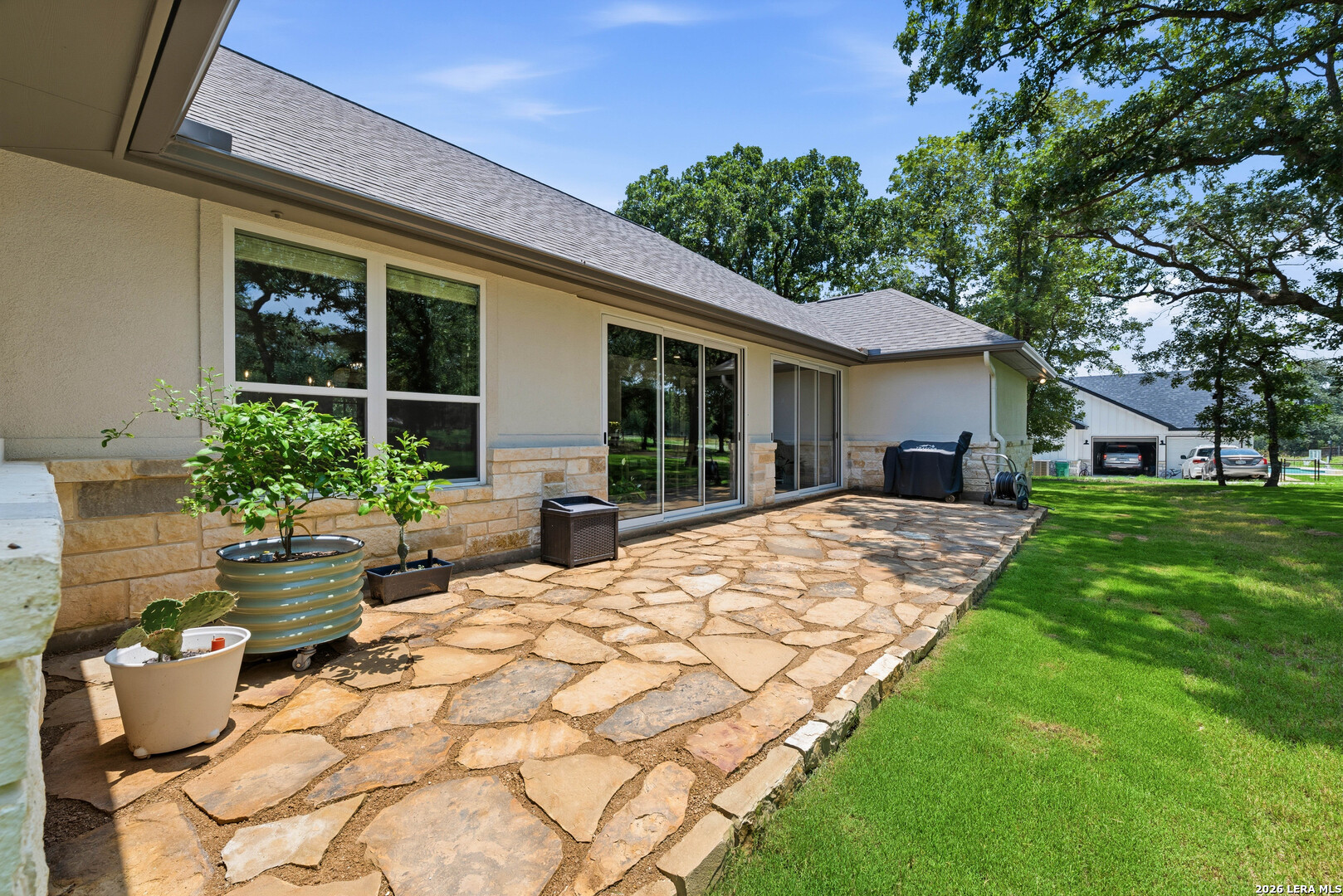 125 N Tranquility Drive La Vernia TX 78121