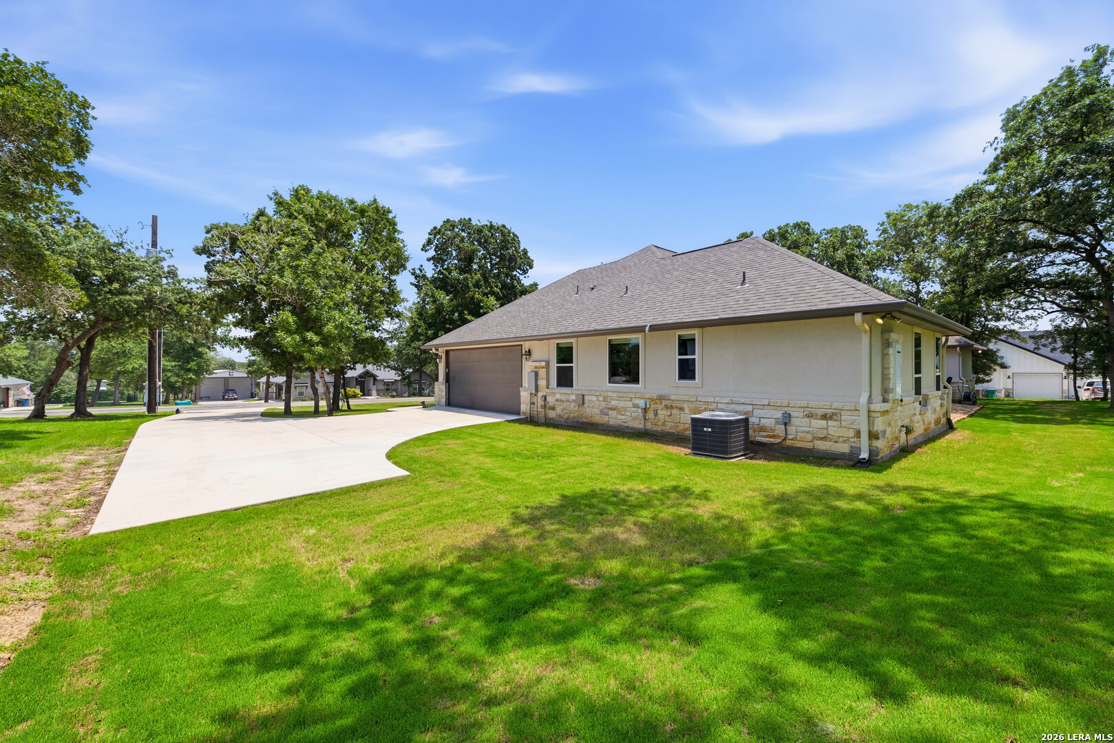 125 N Tranquility Drive La Vernia TX 78121