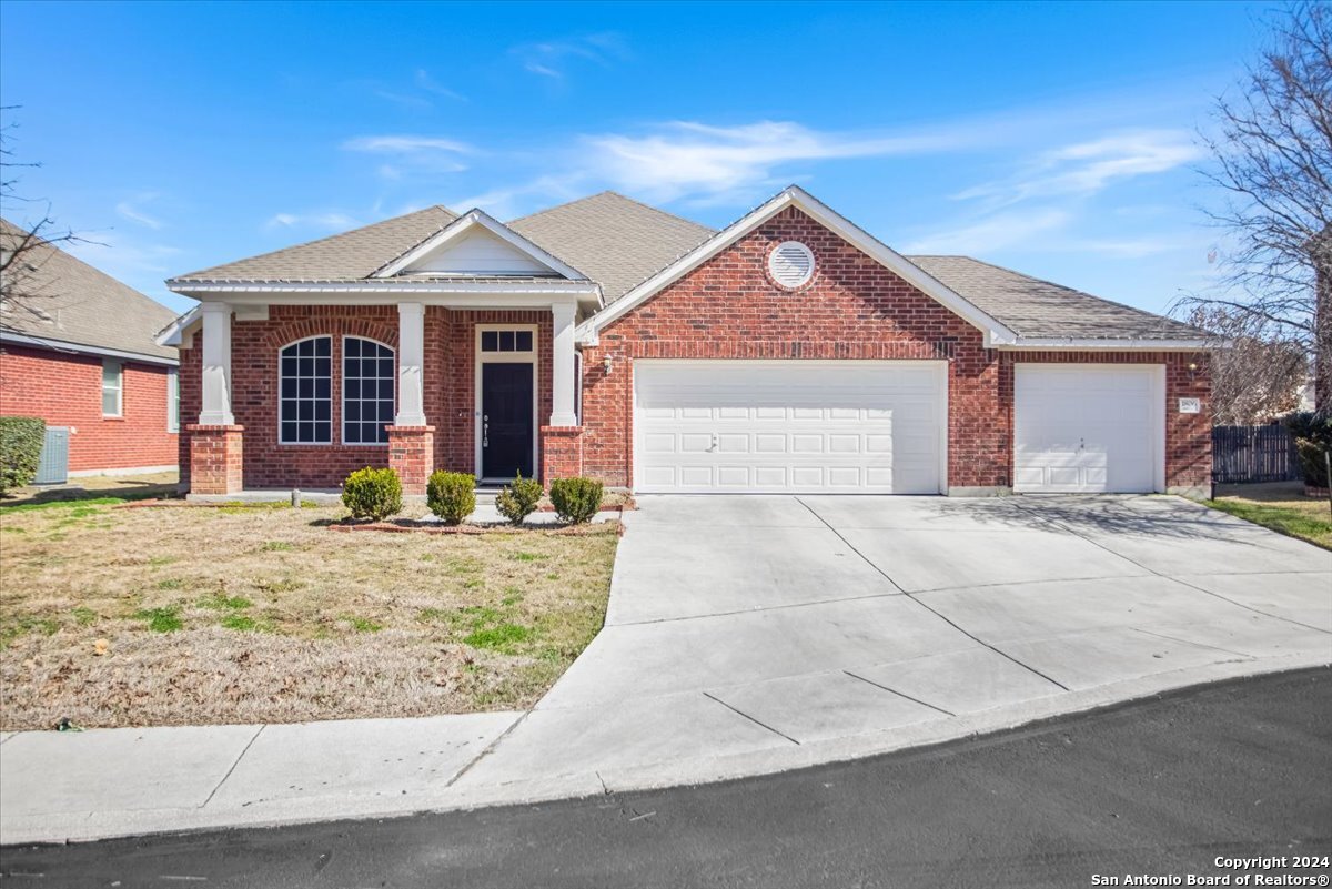 1806 Lake Peipsi San Antonio TX 78251