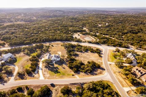 102 Jackson Creek Canyon Lake TX 78133