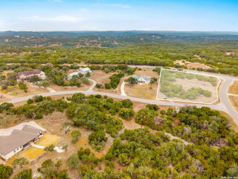 102 Jackson Creek Canyon Lake TX 78133
