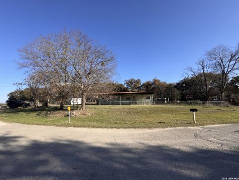 427 Spanish Oak Canyon Lake TX 78133