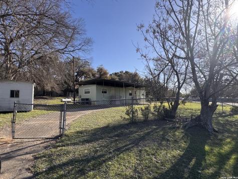 427 Spanish Oak Canyon Lake TX 78133