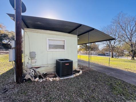 427 Spanish Oak Canyon Lake TX 78133
