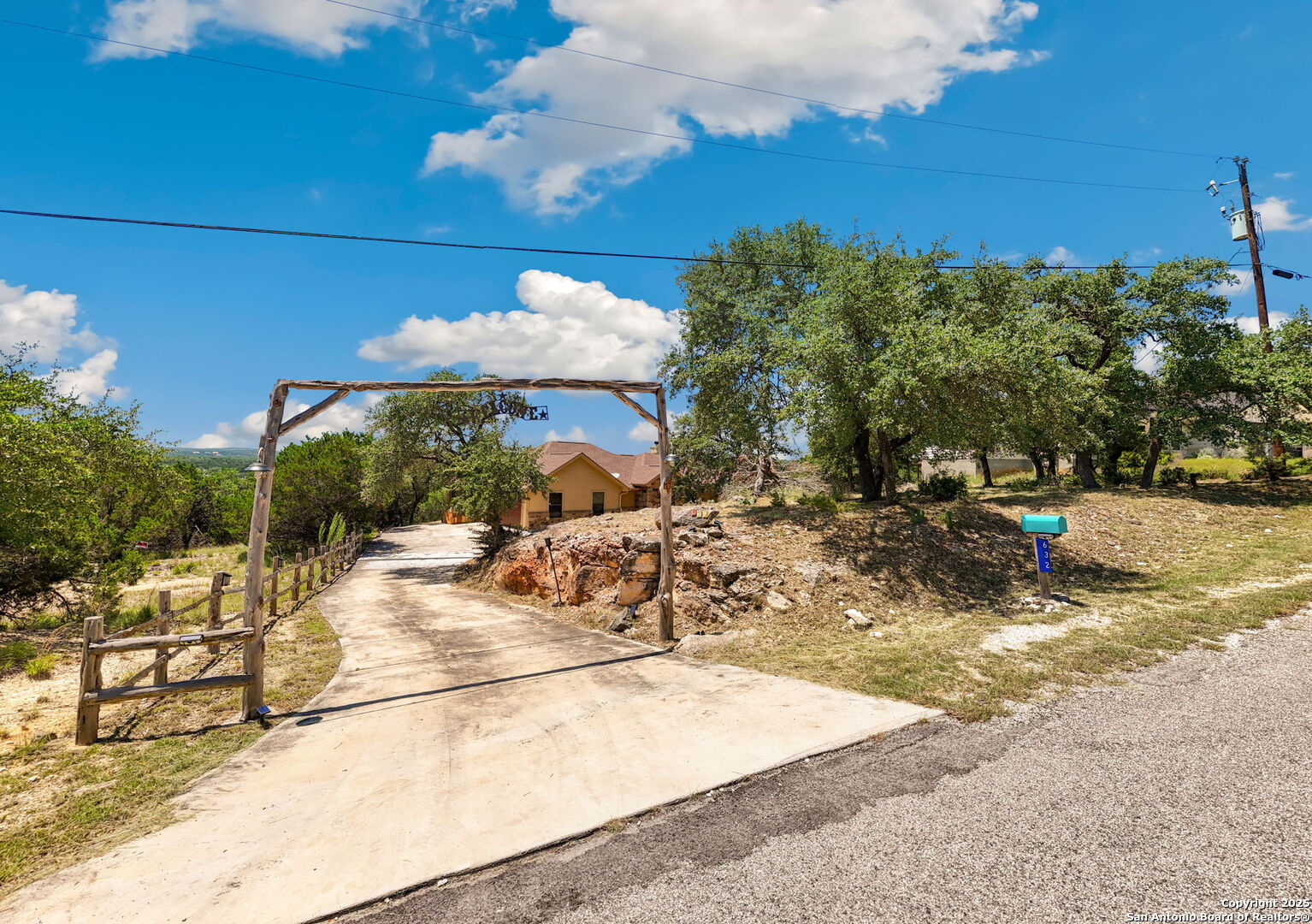 632 Lasso Loop Canyon Lake TX 78133