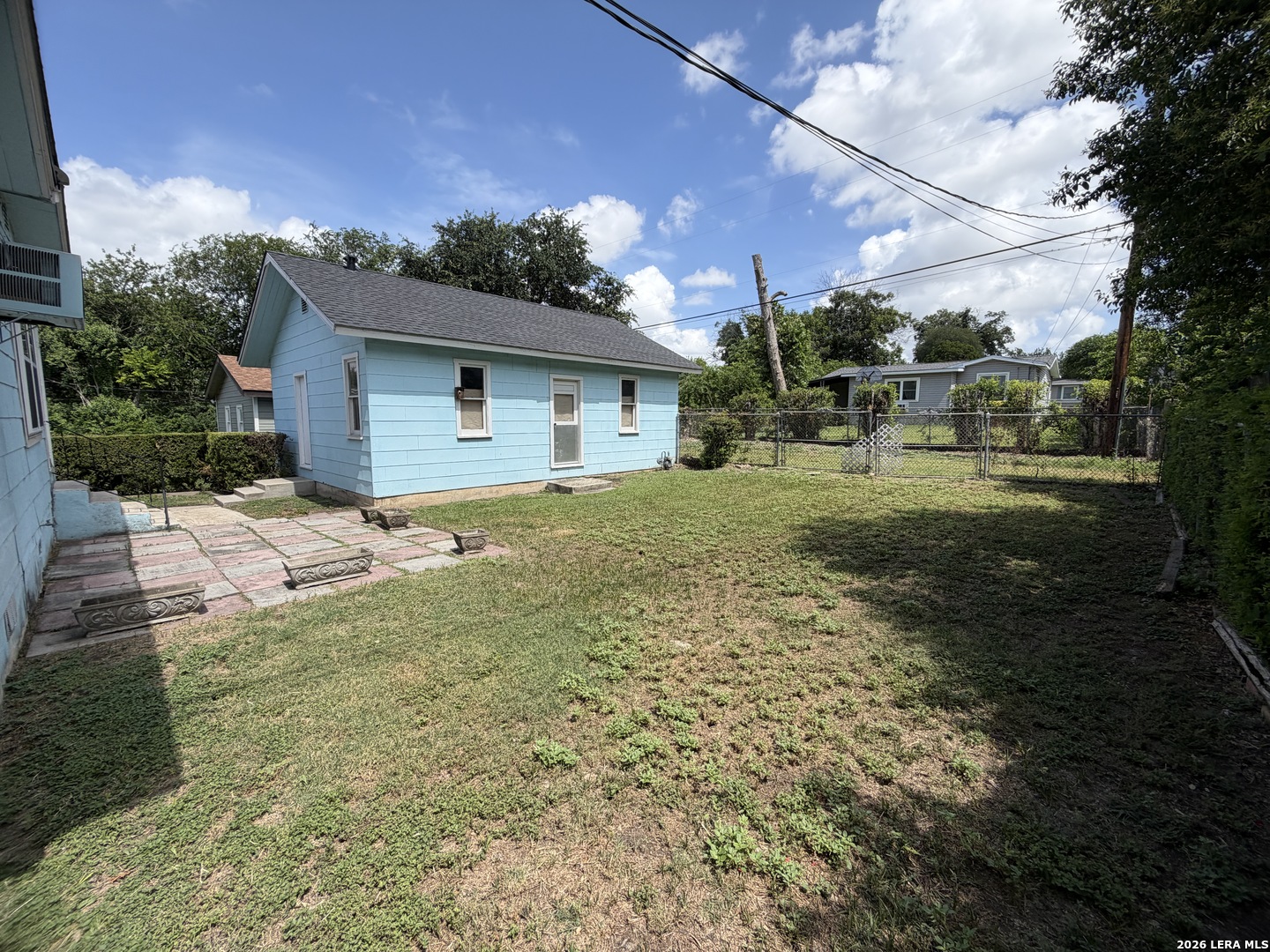 327 Blakeley Drive San Antonio TX 78209